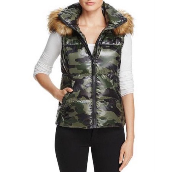 New Aqua Faux Fur-Trim Camo Puffer Vest  sz XS - Picture 9 of 9